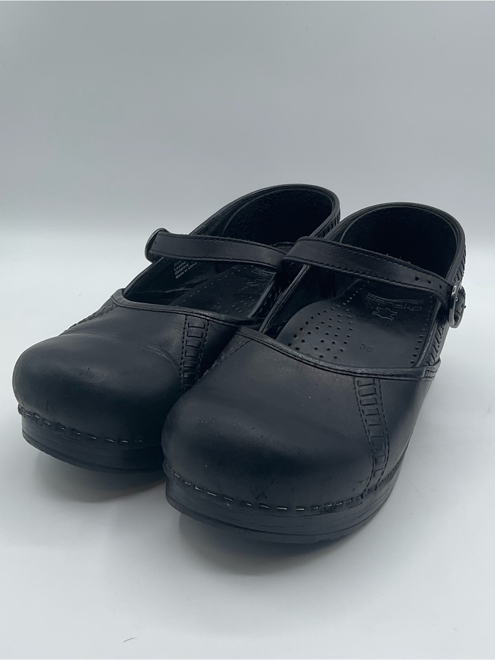 Dansko Black Leather Mary Jane Shoes Womens 39 US 8.5-9 Discontinued clogs